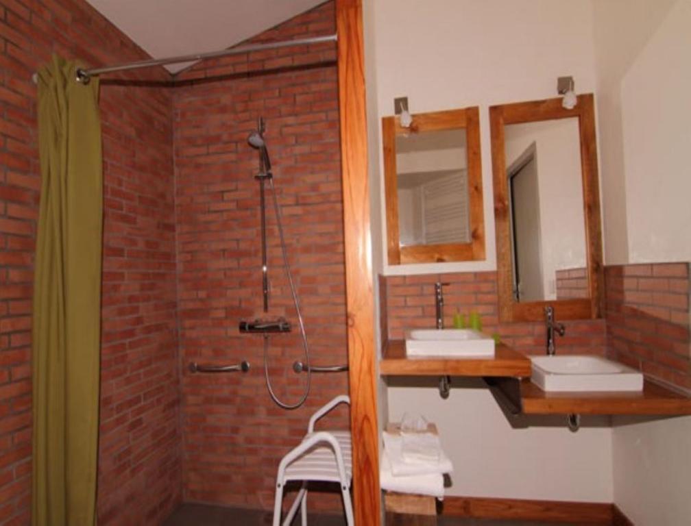 Chambres D'Hotes Le Chateau Rouge Saint-Germain-sur-Moine Zimmer foto