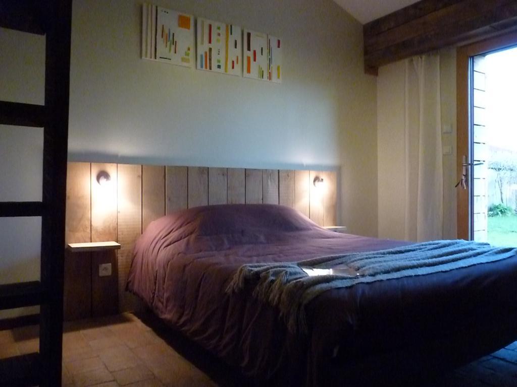 Chambres D'Hotes Le Chateau Rouge Saint-Germain-sur-Moine Exterior foto